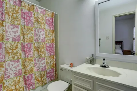 2125 Bering Drive 2125 Houston TX 77057