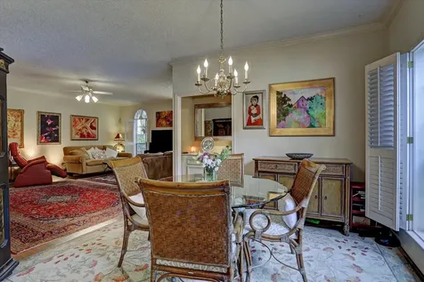 2125 Bering Drive 2125 Houston TX 77057