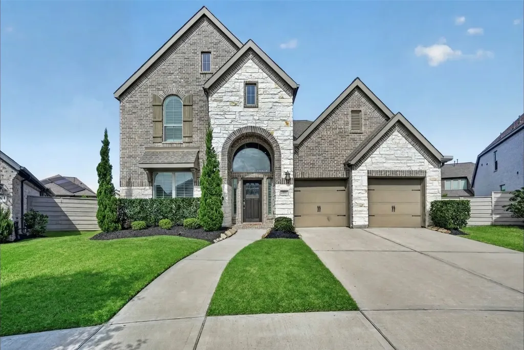 4307 Bluewood Court Manvel TX 77578