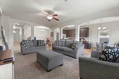 285 Country Crossing Circle Magnolia TX 77354