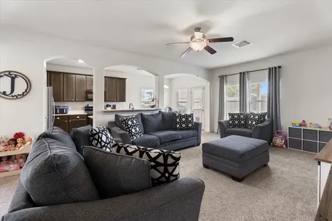 285 Country Crossing Circle Magnolia TX 77354