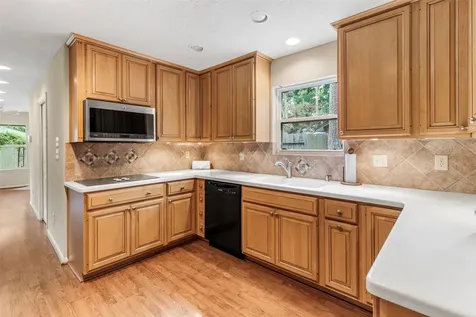 3238 Redwood Lodge Dr Drive Houston TX 77339