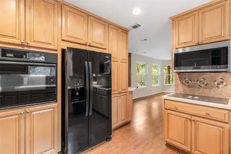 3238 Redwood Lodge Dr Drive Houston TX 77339