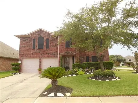 1402 Hunter Ridge Court Fresno TX 77545
