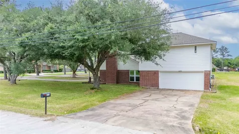 655 Avenue L Dickinson TX 77539