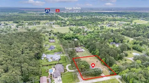 655 Avenue L Dickinson TX 77539