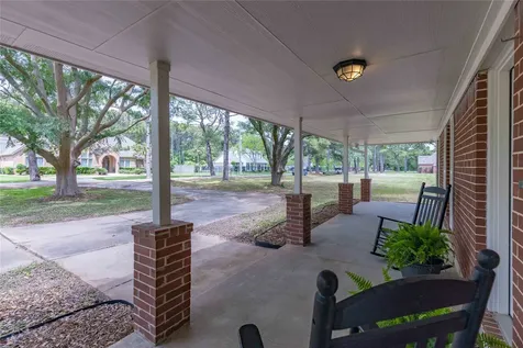 655 Avenue L Dickinson TX 77539