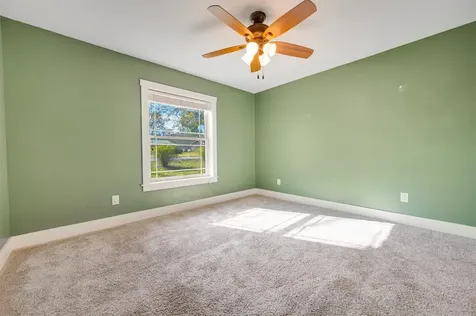 215 Perryman Road Lindale TX 75771