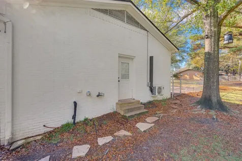 215 Perryman Road Lindale TX 75771