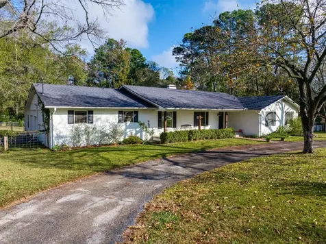 215 Perryman Road Lindale TX 75771