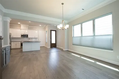 4610 Center Street Houston TX 77007