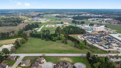 008 W Park Drive Livingston TX 77351