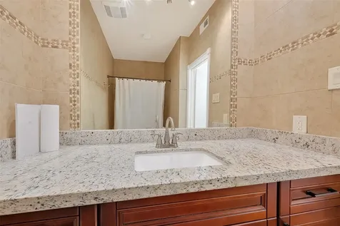 11711 Memorial Drive 305 Houston TX 77024