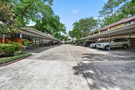 11711 Memorial Drive 305 Houston TX 77024