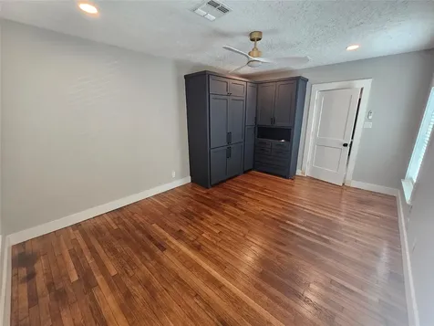 15 Delmar Street Houston TX 77011