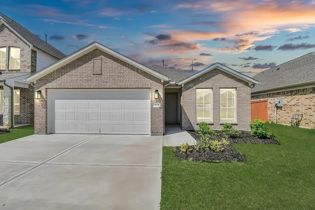 359 Ice Shore Trail Dayton TX 77535
