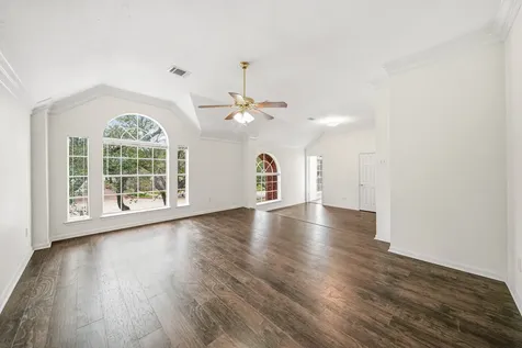 4623 Summer Lakes Sugar Land TX 77479