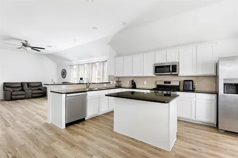 1127 Bulwark Drive Crosby TX 77532
