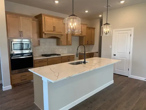 15172 Corbin Court College Station TX 77845