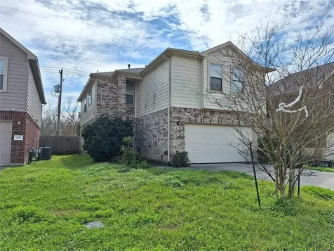 211 Sea Breeze Drive Bacliff TX 77518