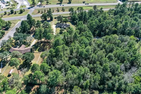 1.45 Acres Autumn Way Huntsville TX 77340