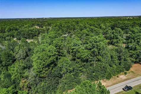 1.45 Acres Autumn Way Huntsville TX 77340