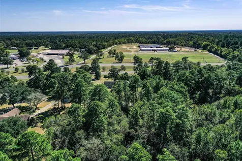 1.45 Acres Autumn Way Huntsville TX 77340