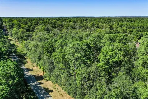 1.45 Acres Autumn Way Huntsville TX 77340