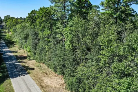 1.45 Acres Autumn Way Huntsville TX 77340