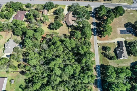 1.45 Acres Autumn Way Huntsville TX 77340