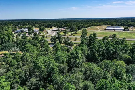 1.45 Acres Autumn Way Huntsville TX 77340
