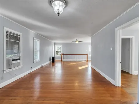 5019 Avenue M 1/2 Galveston TX 77551