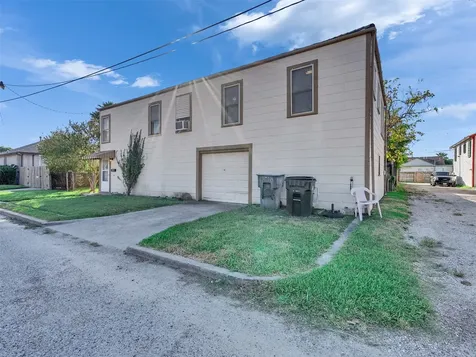 5019 Avenue M 1/2 Galveston TX 77551