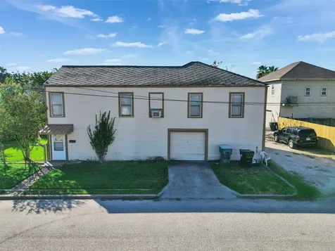 5019 Avenue M 1/2 Galveston TX 77551