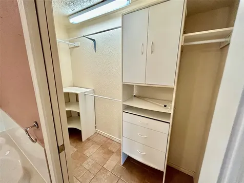 3308 Avenue B Nederland TX 77627