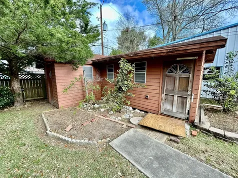 3308 Avenue B Nederland TX 77627