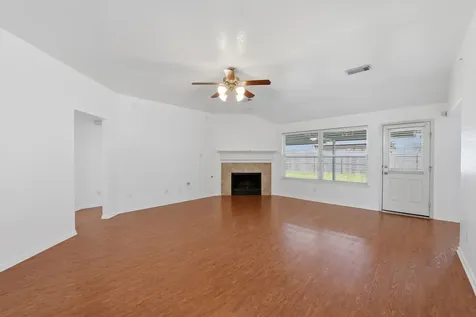 2008 Sandy Bank Lane Pearland TX 77581