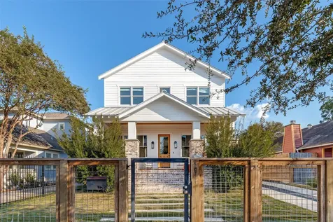 709 E 13th Street Houston TX 77008