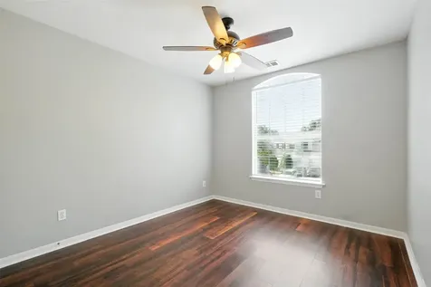 10222 Thornmont Lane Houston TX 77070
