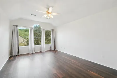10222 Thornmont Lane Houston TX 77070