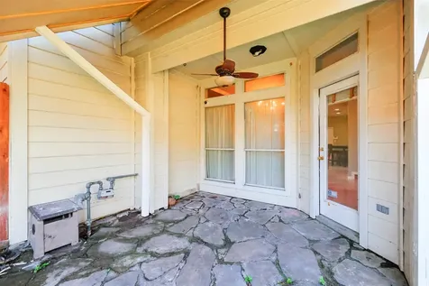 10222 Thornmont Lane Houston TX 77070