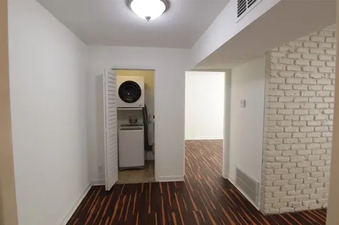 2101 Fountain View Drive 35 Houston TX 77057