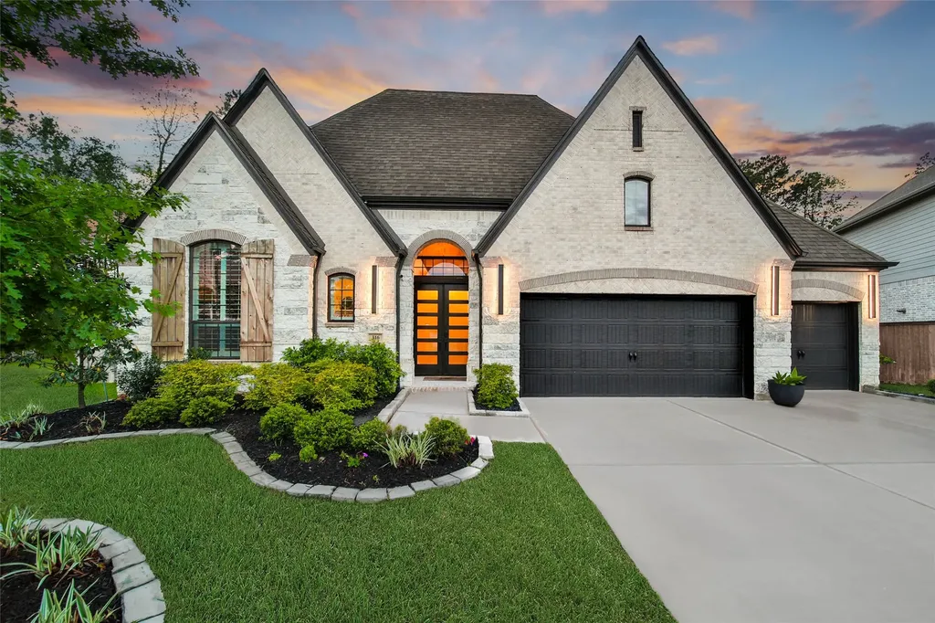 316 Mallory Court Montgomery TX 77316