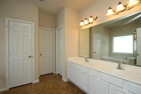 63 S Archwyck Circle The Woodlands TX 77382