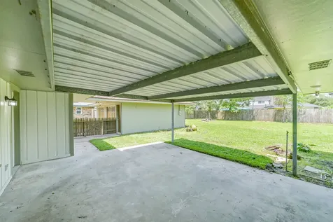 306 Red Bud Lane Baytown TX 77520