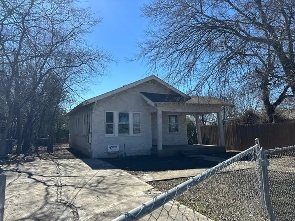 2334 Aransas Avenue San Antonio TX 78220