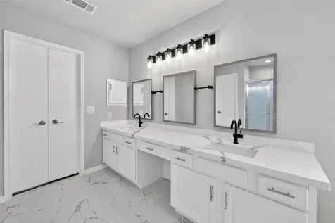 18058 Golden Ridge Drive Houston TX 77084