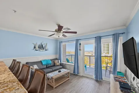 9520 Seawall Boulevard 338 Galveston TX 77554