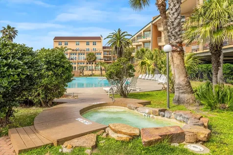 9520 Seawall Boulevard 338 Galveston TX 77554