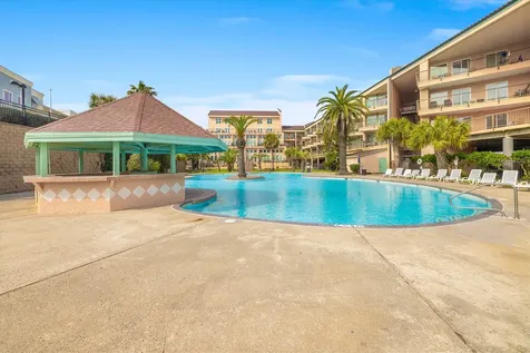 9520 Seawall Boulevard 338 Galveston TX 77554